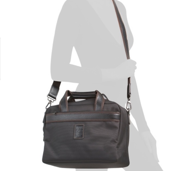 LONGCHAMP
Boxford Canvas Travel Bag With Leather Trim And Detachable Strap - Picture 4 of 5